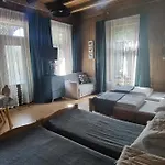 Niespodzianka 홈스테이 자코파네