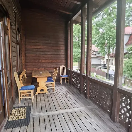 Niespodzianka Alloggio in famiglia *